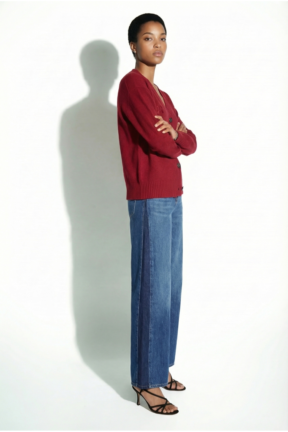 Cardigan Mira basique bordeaux fabriqué en Italie