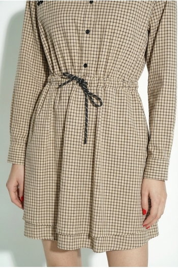 Dress Kris Collège à carreaux beige fabriqué en Italie.