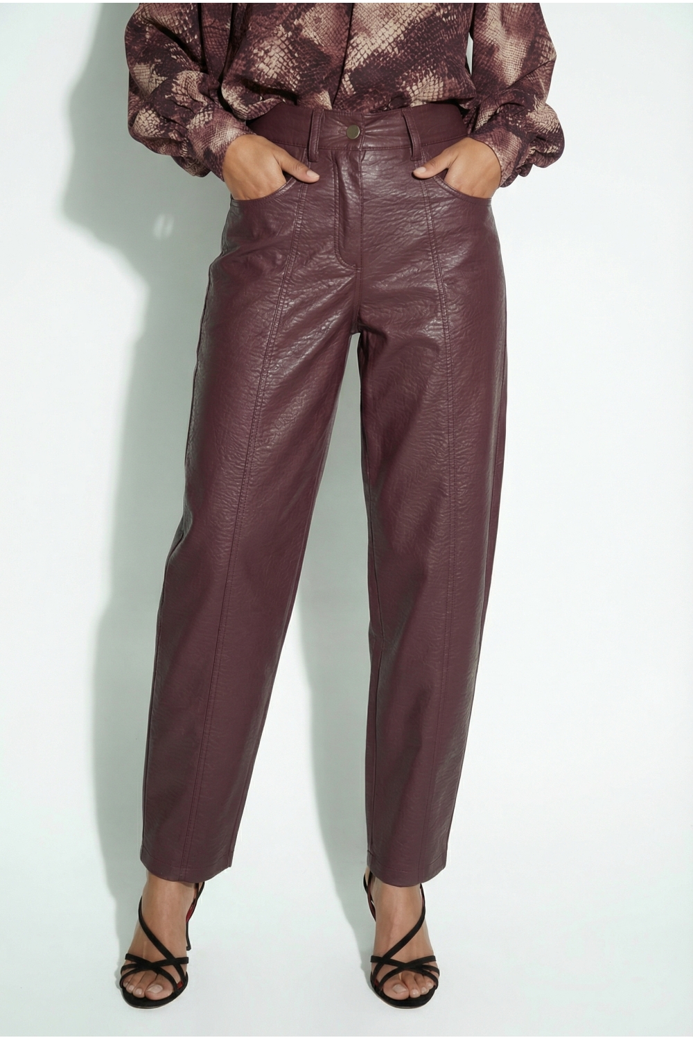Pantalon Raya leather bordeaux fabriqué en Italie