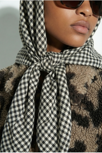 Foulard Hera Print pied de poule kaki fabriqué en Italie