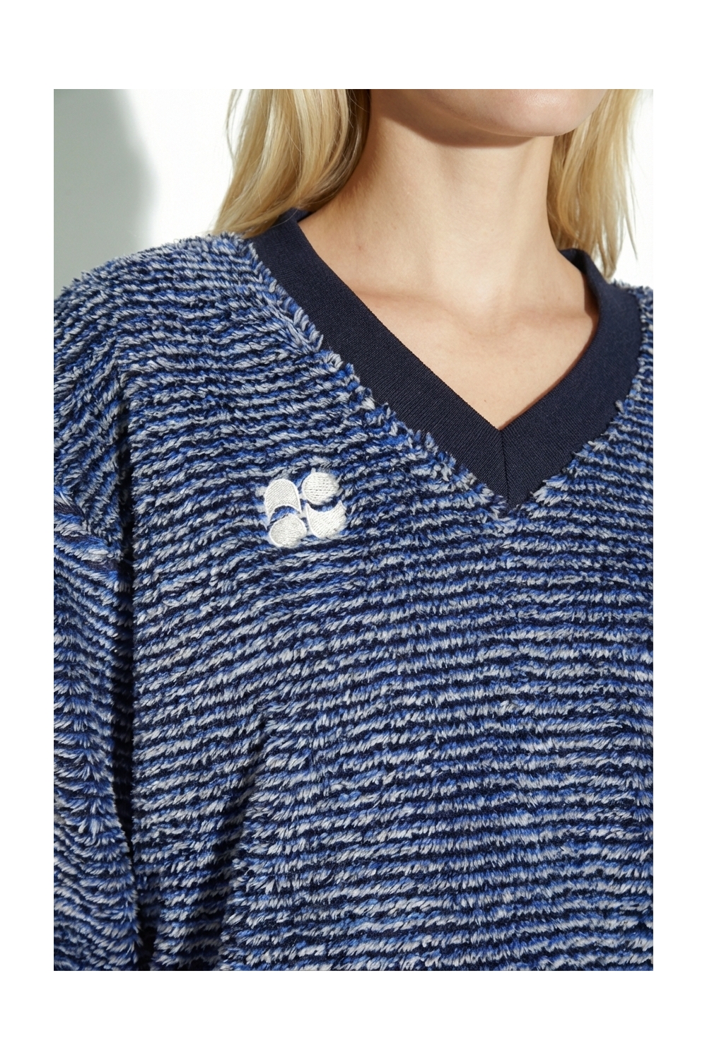 Sweatshirt Kravitz Fluffy Navy fabriqué au Portugal